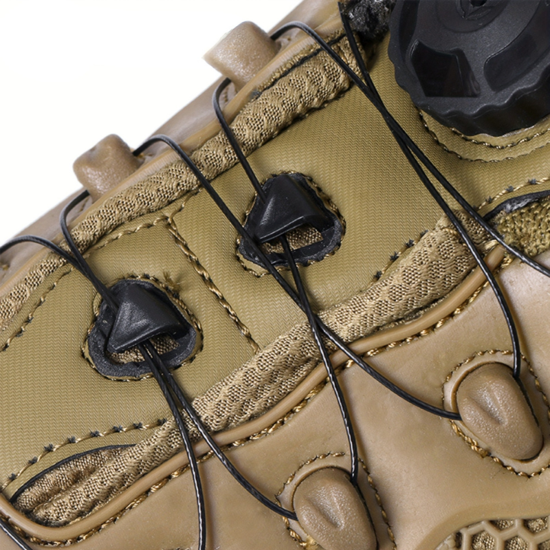 StrideFlex – Ergonomic Outdoor & Hiking Shoe With Twist Closure System